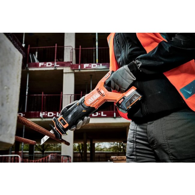 Scie sabre 18V - Course de Lame 28 mm- BUS18C2-0 - Solo - Pro 18V 1.jpg AEG Powertools