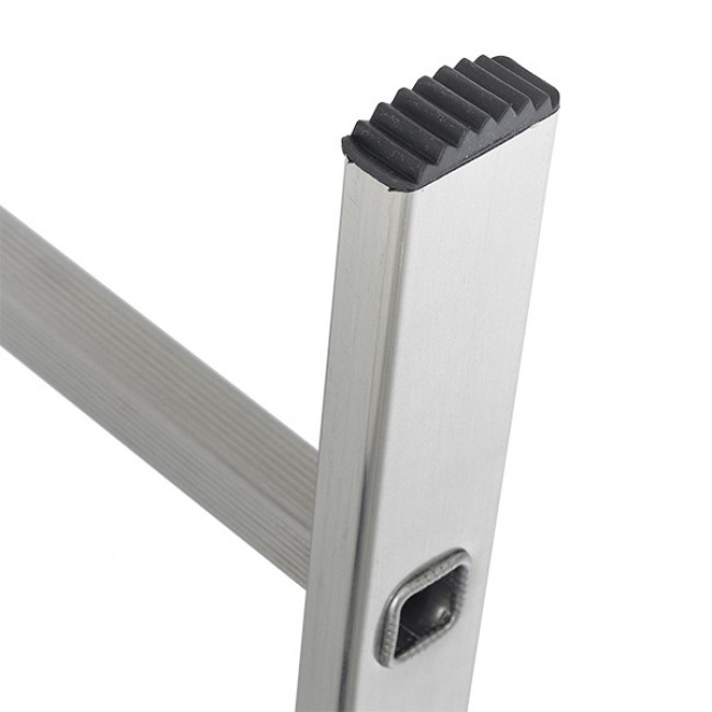 Echelle aluminium simple - 13 échelons - hauteur de travail 4,80 m - Bricozor.jpg ESCALUX