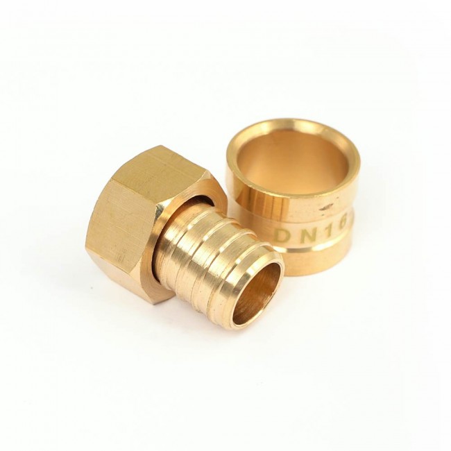 0_A4_BOUT3182203_00449.jpg BOUTTÉ