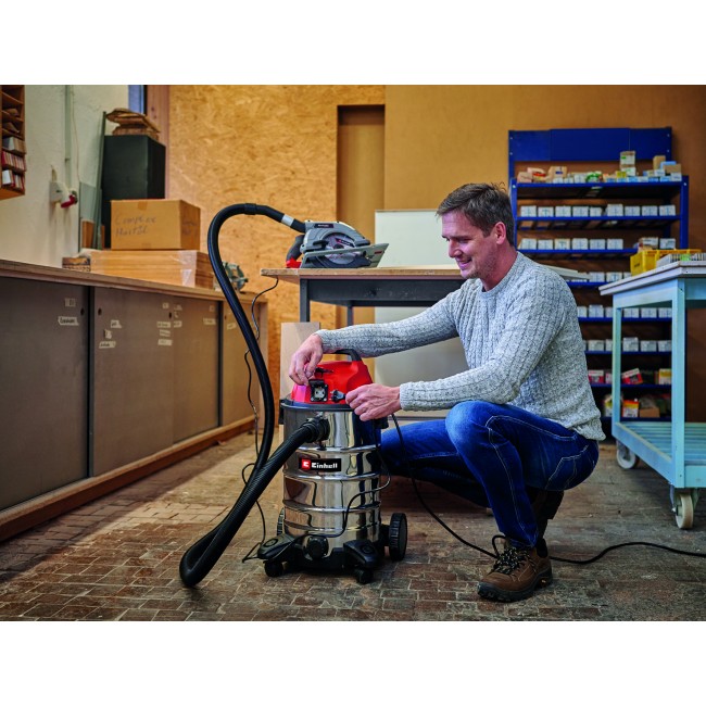 aspirateur-eau-et-poussière-30L-maxi-2000W-THVC-1930-SA-2342190-bricozor-10.jpg EINHELL