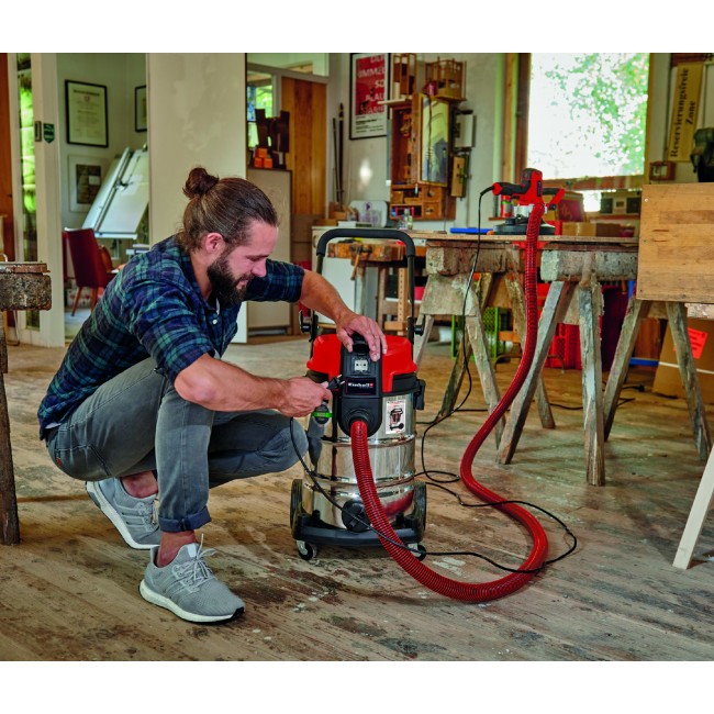 aspirateur-eau-et-poussière-eco-maxi-2200W-TEVC2230-SAC-2342441-bricozor-12.jpg EINHELL