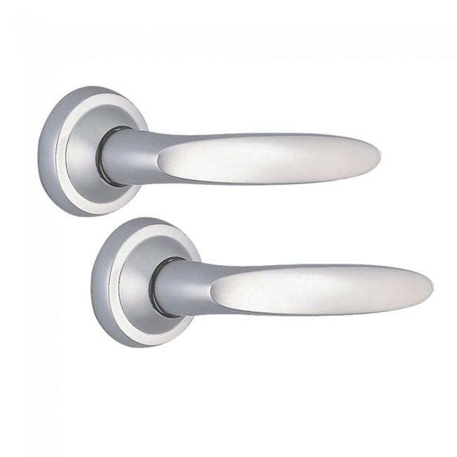 Poignees-rosaces-bec-de-cane-jazz-vachette-chrome-velours.jpg VACHETTE