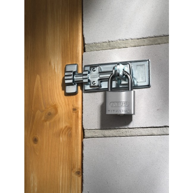 Titalium4_3.jpg ABUS