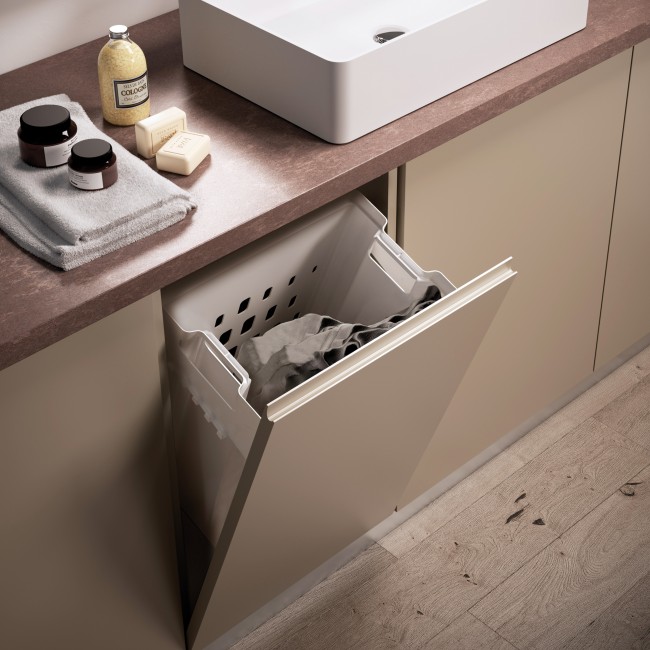 panier-à-linge-inclinable-fixation-sur-porte-Laundry-8500915-bricozor-02.jpg EMUCA