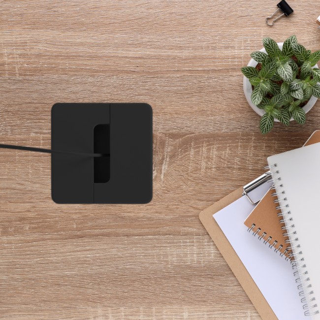 Passe-câble carré - à encastrer - bureau - noir - Lot de 6 - Plastwin - Bricozor 3.jpeg EMUCA