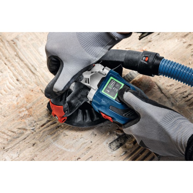 GBR_18V-15_S_Application_Grinding_Detail_66379_T1.jpg BOSCH
