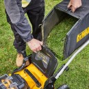 250455_12.jpg DEWALT