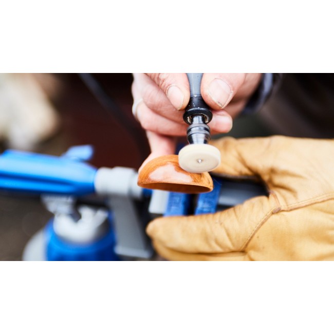 dremel-429-polishing-wooden-spoon-oil.jpeg DREMEL