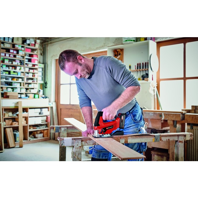 scie-sauteuse-TC-JS-18-li-solo-situation-einhell-bricozor.jpg EINHELL