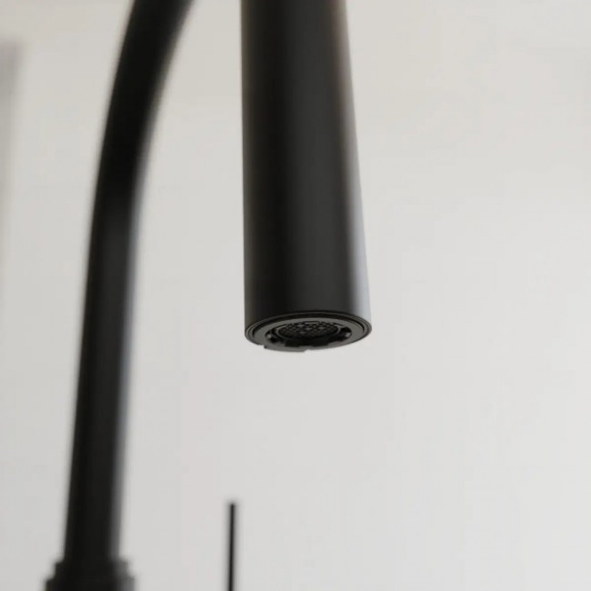 blackpool-mitigeur-cuisine-avec-bec-extractible-noir-mat (8).jpg SCHÜTTE