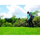 Souffleur à dos en action - IKB27.jpg ISEKI