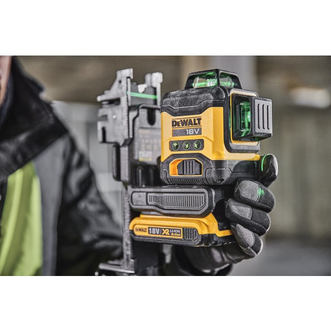 pm_11812_414_414811-u9sjtm5d51-whr.jpg DEWALT