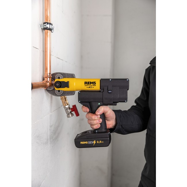 Pack sertisseuse radiale électrique sans fil Mini-Press 22V ACC + batterie, chargeur et coffret - Bricozor 2.jpg REMS