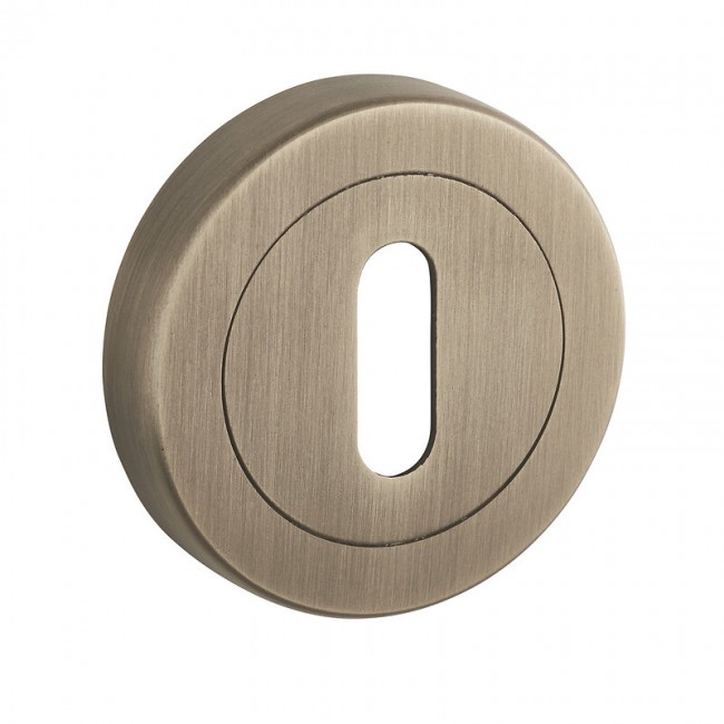 pm_11812_177_177589-1j1lsddl4t-800.jpg DCG