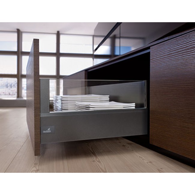 Tiroir ArciTech avec parois en verre DesignSide et adaptateurs anthracites HETTICH