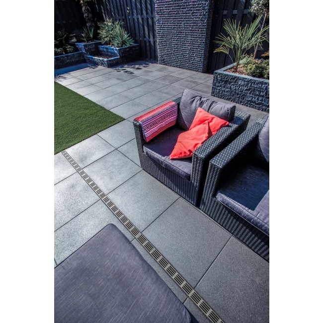 caniveau-exterieur-grille-a15-gris-slimline-salon-aco-bricozor.jpg ACO