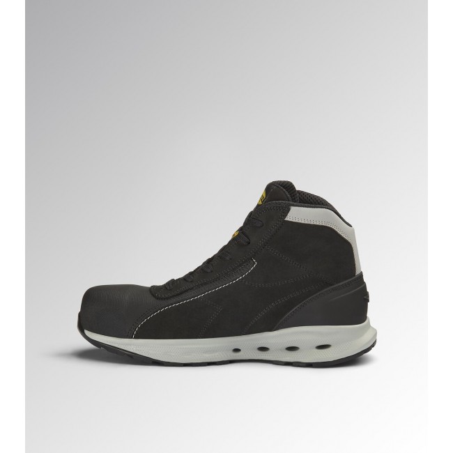 pm_11812_714_714699-7cwnmhdl6x-whr.jpg Diadora Utility