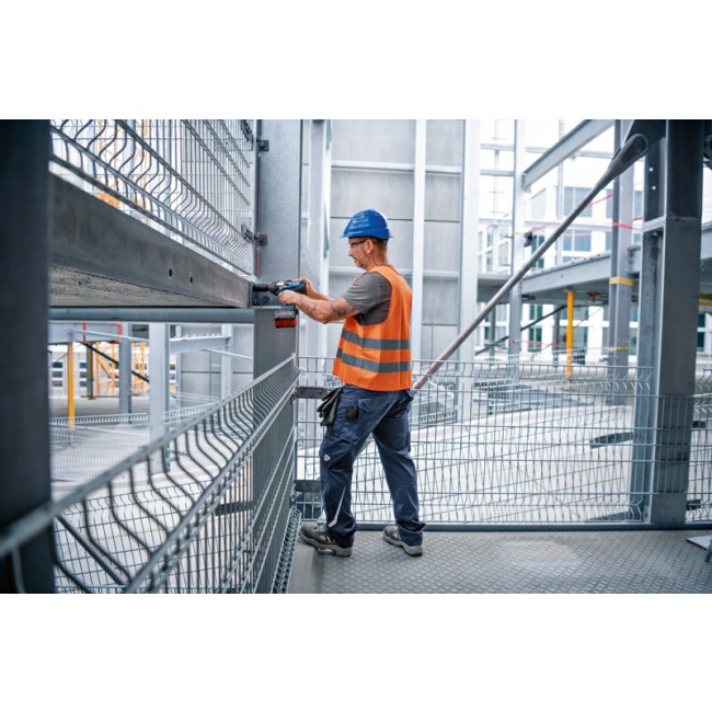 GDS_18V-1000_C_application_parkhaus_metall_124 (5).jpg BOSCH