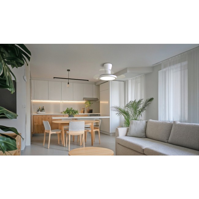 pm_11812_709_709671-4mxencvu1s-whr.jpg BF LIGHT