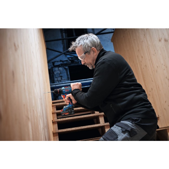 o590922v117 EXSR18V-90_Application_Medium_4241_Bluelook.jpg BOSCH