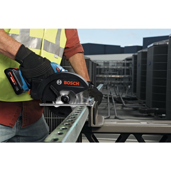 GKM18V-50_application_closeup_15.jpg BOSCH