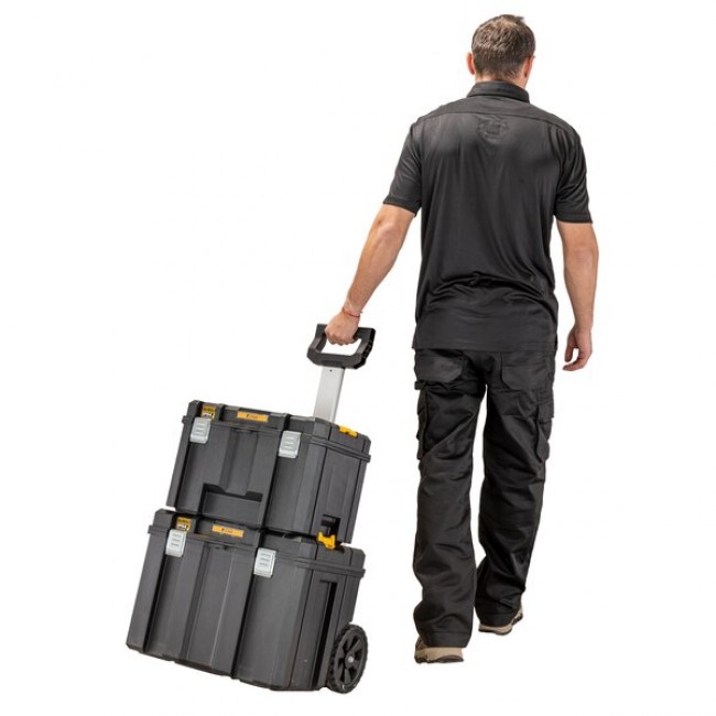 boite-a-outils-grande-contenance-poignee-telescopique-tstak-dewalt-bricozor.jpeg DEWALT
