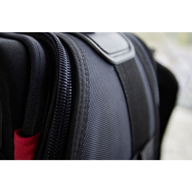 Anw_930031602_930030602_resistant_material_01_600x600.jpg WIHA