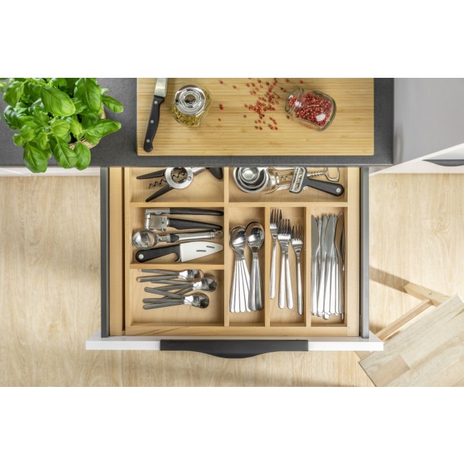 PICADO_UA-PICADO_256-296-20M_uchwyt_krawedziowy_czarny_mat_9.jpg GTV