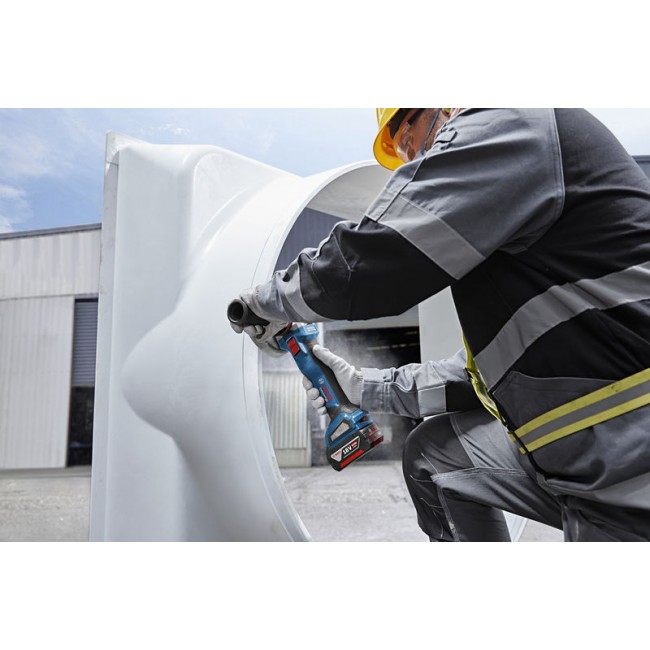 476692GWS_18V-11_S_applicationimage_Close-up_01 (2).jpg BOSCH