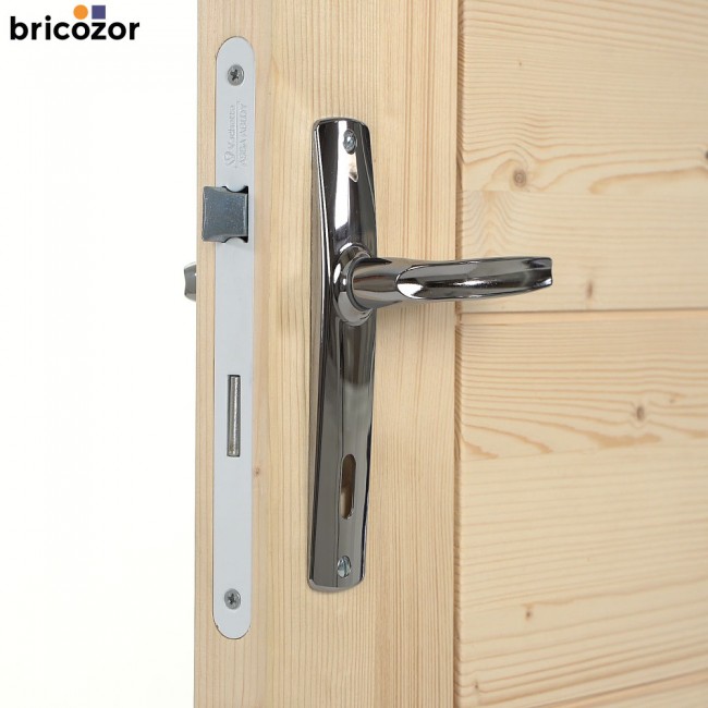 2023_05_31_VACHETTE_RIV_ANGERS_CHROME_16_00001_BRICOZOR.jpg VACHETTE