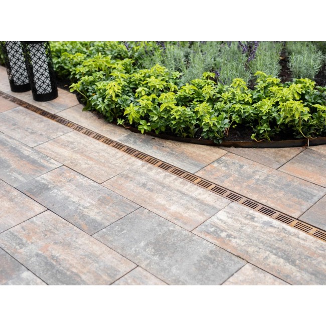 caniveau-exterieur-grille-a15-slimline-aco-rouille-ambiance-bricozor.jpg ACO