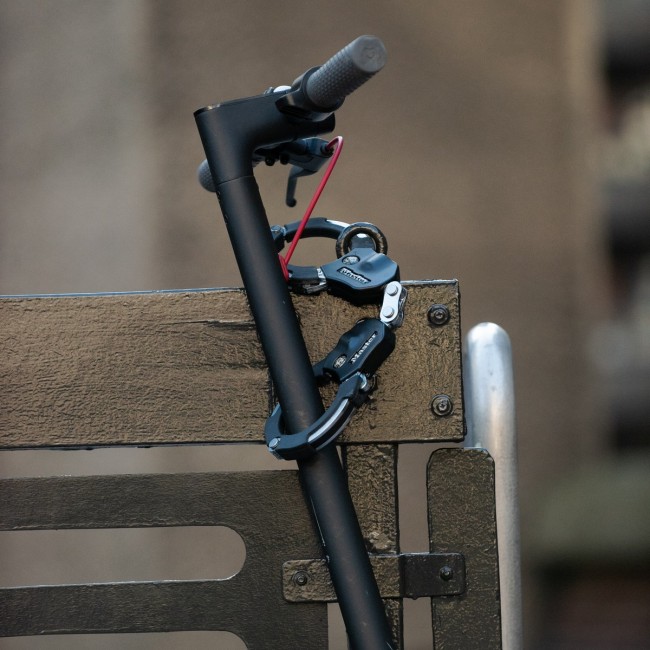 8200EURDPRO 7.jpg MASTER LOCK