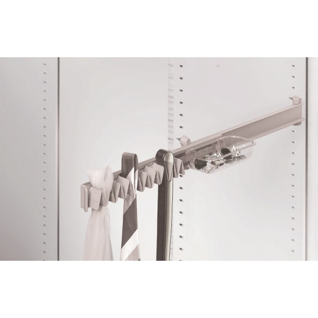 142A_-appendicravatte_01-.jpg AMBOS