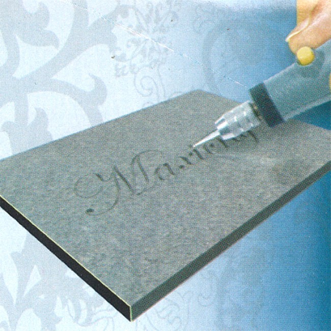 71050 pierre.jpg MAXICRAFT