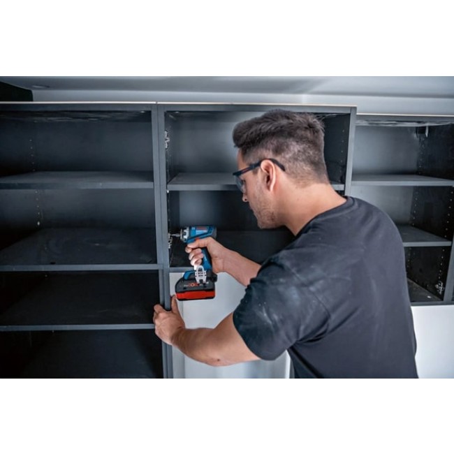 o390329v117_GSR_18V-90_FC_application_030.jpg BOSCH