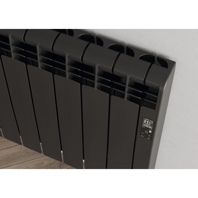 radiateur-inertie-fluide-delta-ultimate-anthracite-environnement-rointe-bricozor.jpg ROINTE