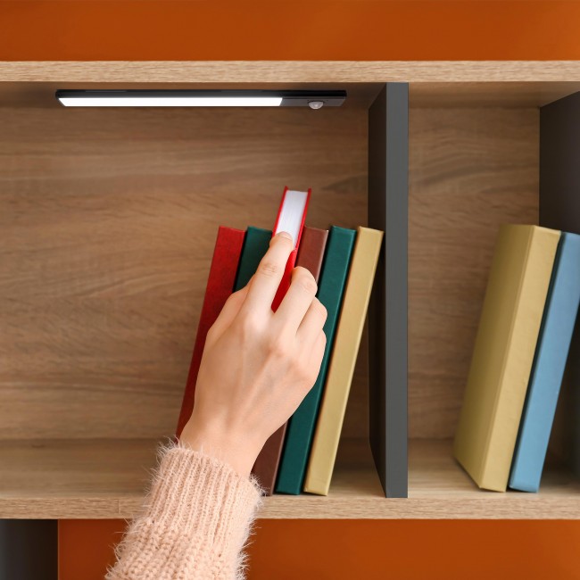 MES LED 2.jpeg EMUCA