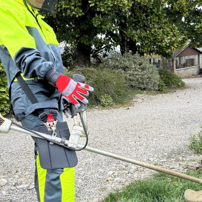 pantalon-debroussaillage-lure copie 2.jpg FRANCITAL