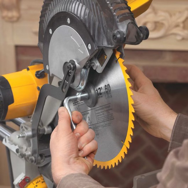 DWS780_A20.jpeg DEWALT