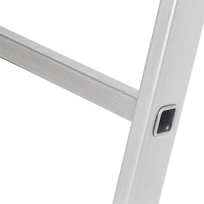 Echelle aluminium simple - 13 échelons - hauteur de travail 4,80 m - Bricozor 1.jpg ESCALUX