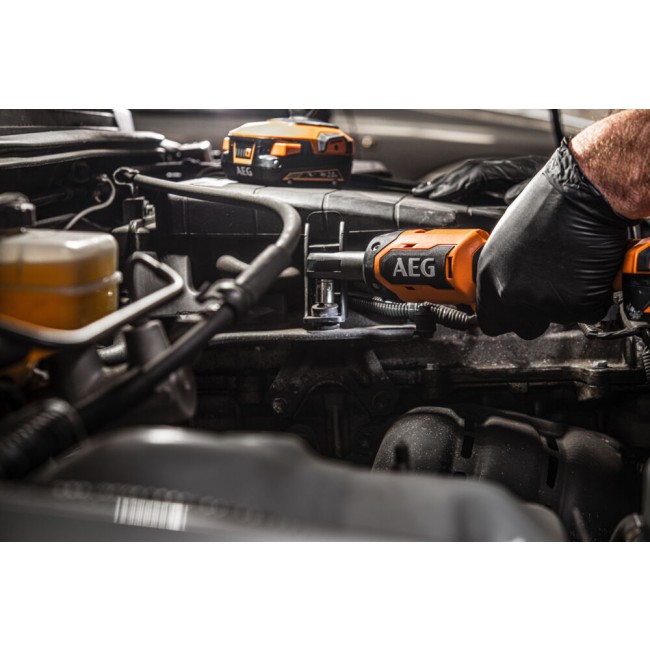 BSS_18R14BL-0--App_2.jpg AEG Powertools