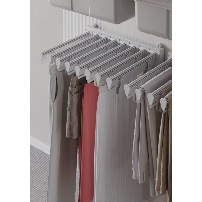 Cabina_armadio_Dettaglio_04_A4_P_HD_Scene_2023-04-17-724x1024.jpg AMBOS