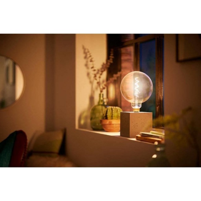 led-globe-giant-dorée-philips-bricozor.jpeg PHILIPS