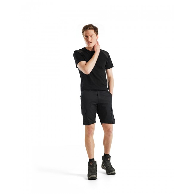 337910429998_FRONT.jpg BLAKLADER