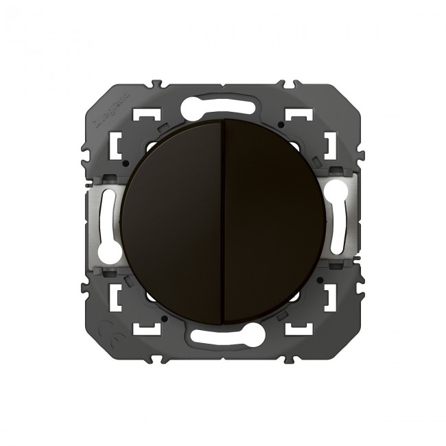 pm_11812_517_517236-j6cee99m1m-whr.jpg LEGRAND