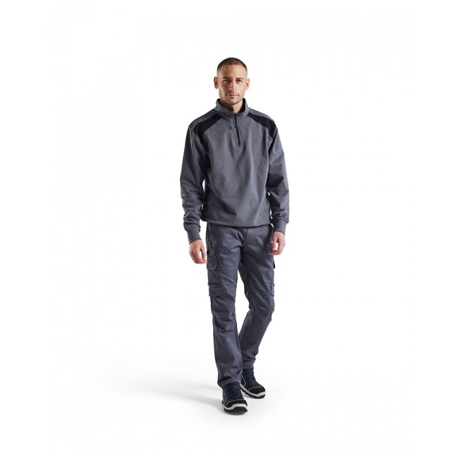 335311589699_FRONT.jpg BLAKLADER