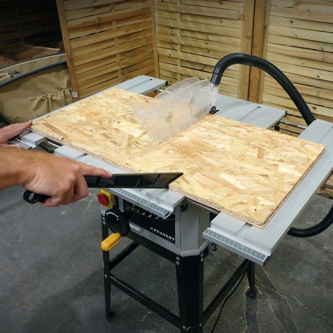 Scie sur table avec piètement 1800W - ENERGYSAW-254B3 - Bricozor 1.jpeg PEUGEOT
