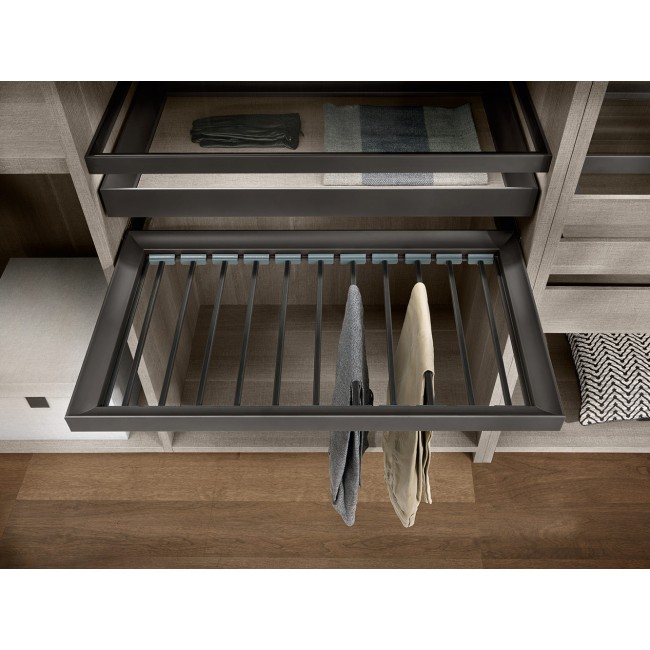 porte pantalons 2.jpg SALICE