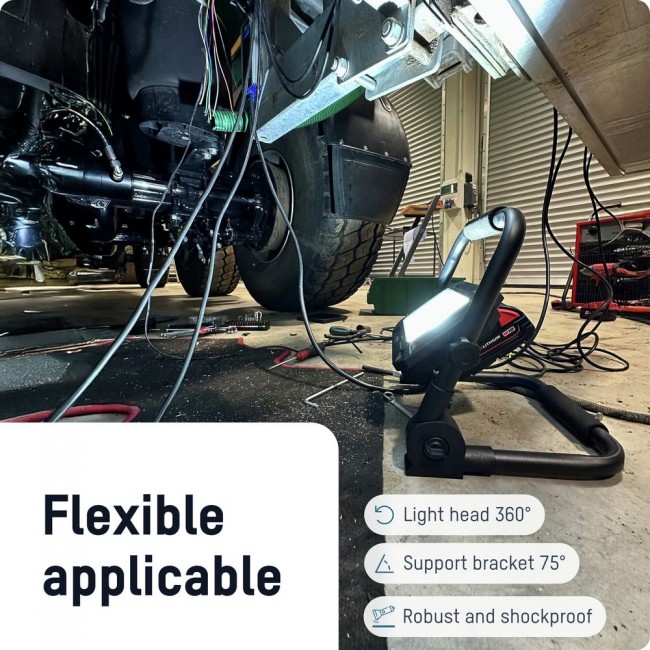 Projecteur de chantier portable - LED - 18V 30W - FL30W - Bricozor 1.jpg ANSMANN