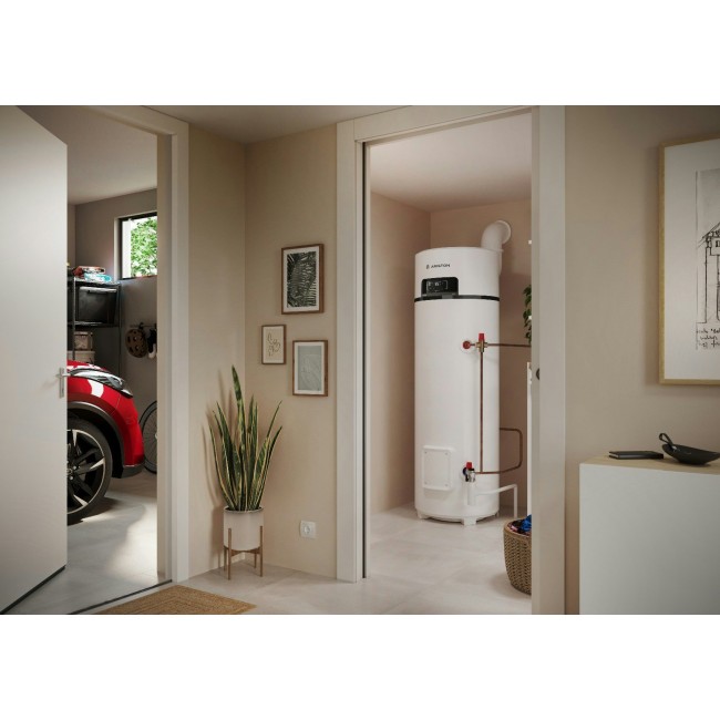 nuos_fit_s2_wifi_fs_-_ambiente_garage.jpeg ARISTON